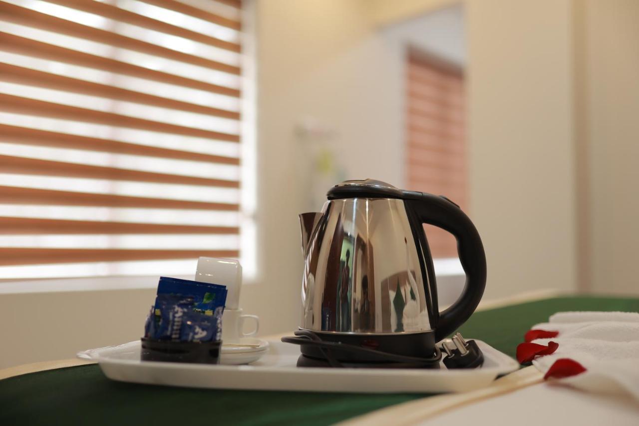 ホテル Delano Residency Kaliyal エクステリア 写真